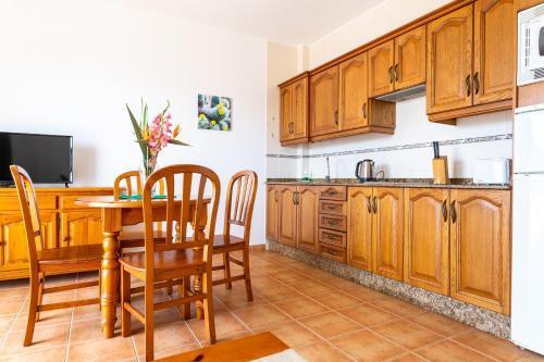 Apartamentos Los Quiqueres Puerto del Carmen  Exteriör bild