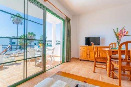 Apartamentos Los Quiqueres Puerto del Carmen  Exteriör bild