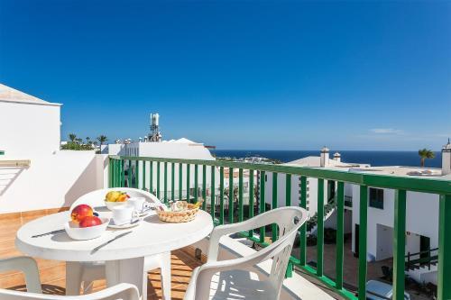 Apartamentos Los Quiqueres Puerto del Carmen  Exteriör bild